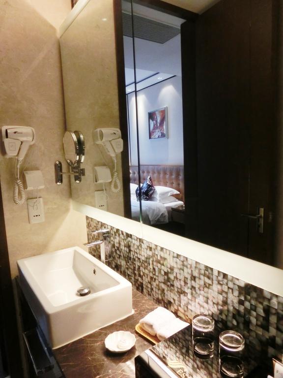 Estay Residence • Poly Central Pivot Cantón Habitación foto